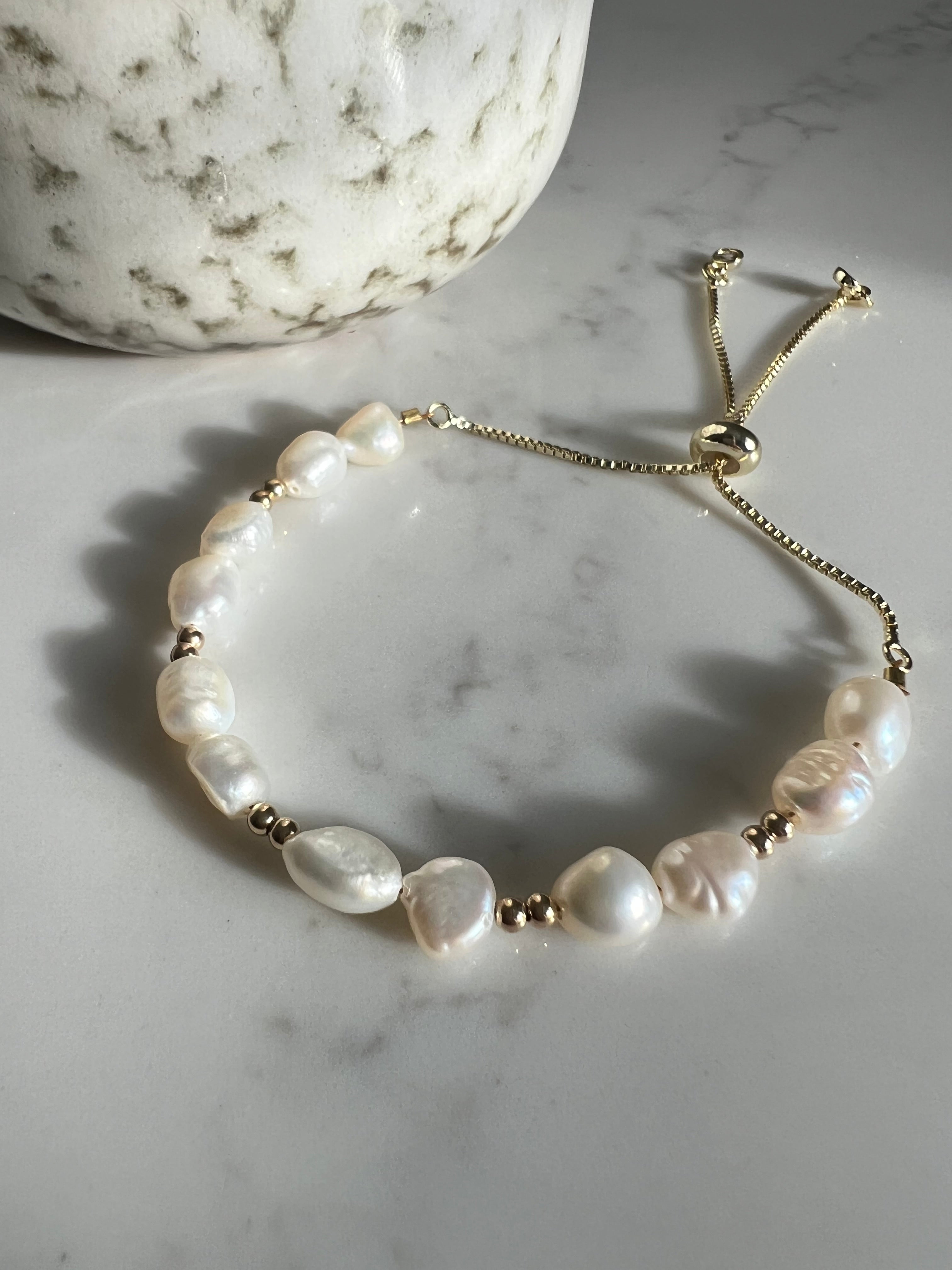 Freshwater Pearl Bracelet with Gold Beads & Adjustable Slider Fastening