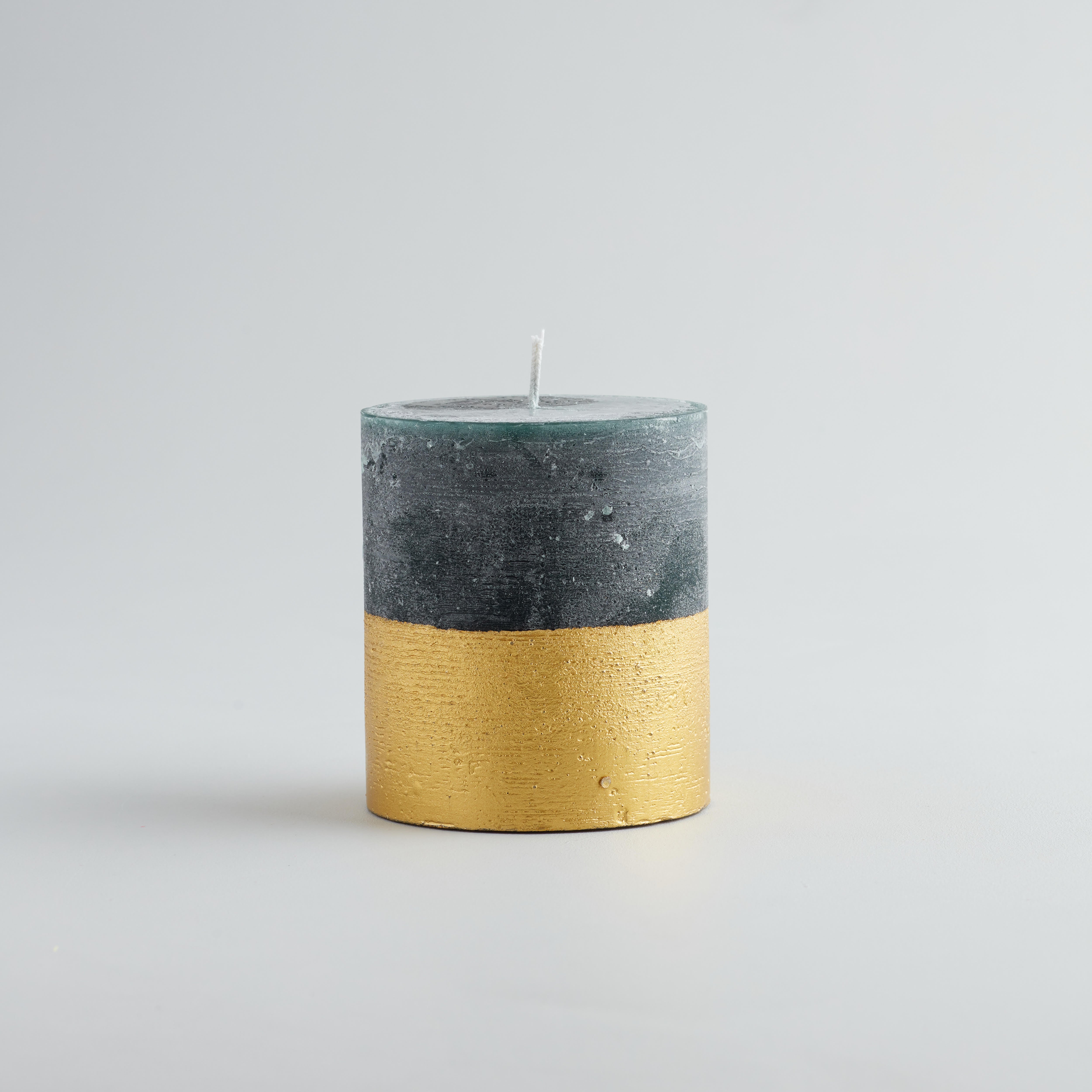 St. Eval Winter Thyme, Gold Half Dipped Pillar Candle